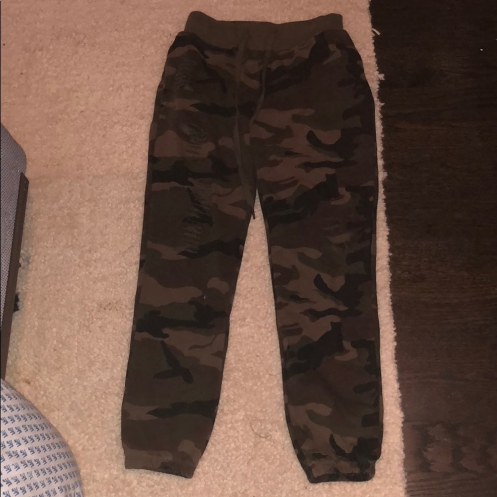 Ripped camp joggers